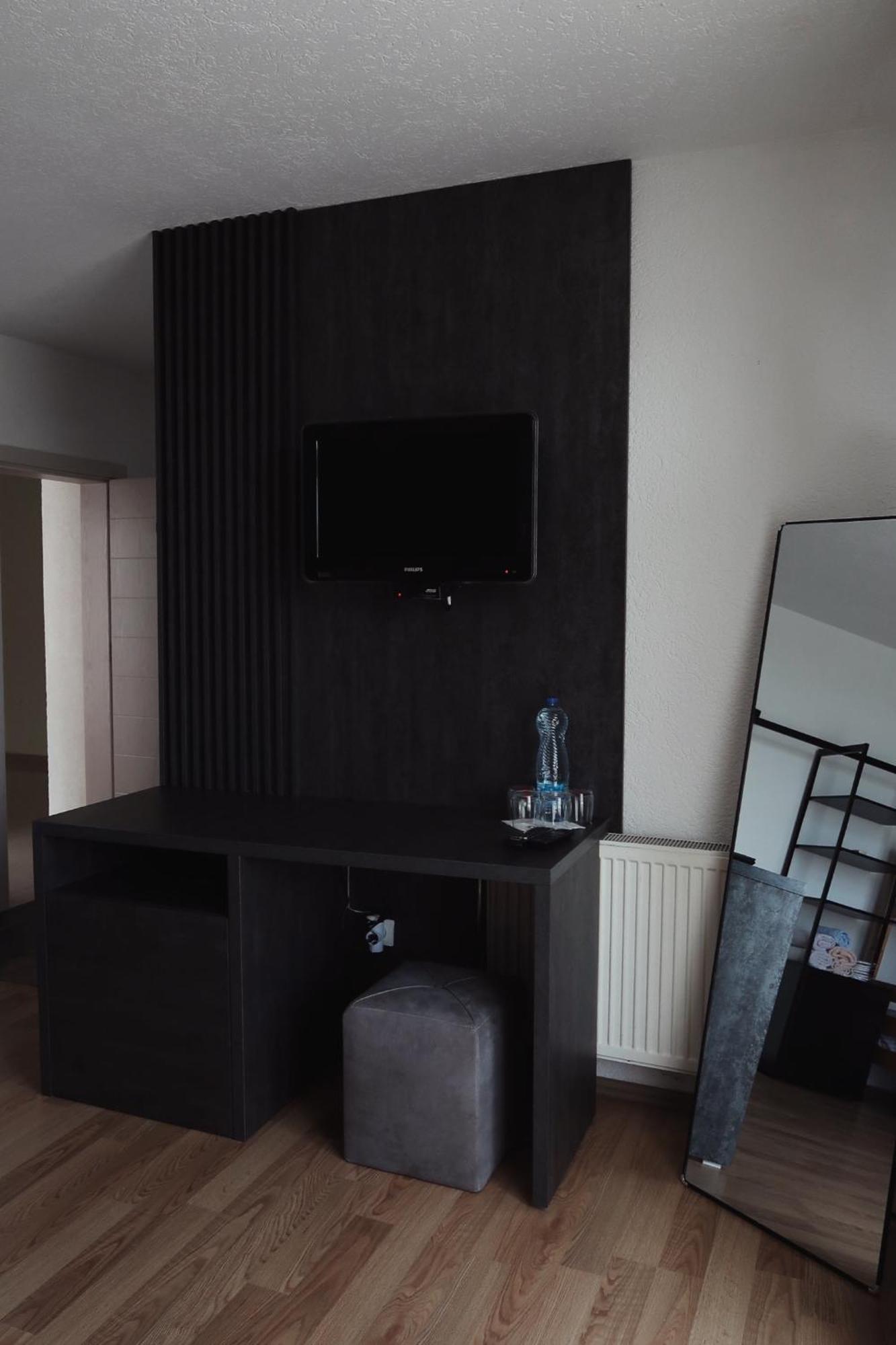 Hotel Antika Печ Екстериор снимка